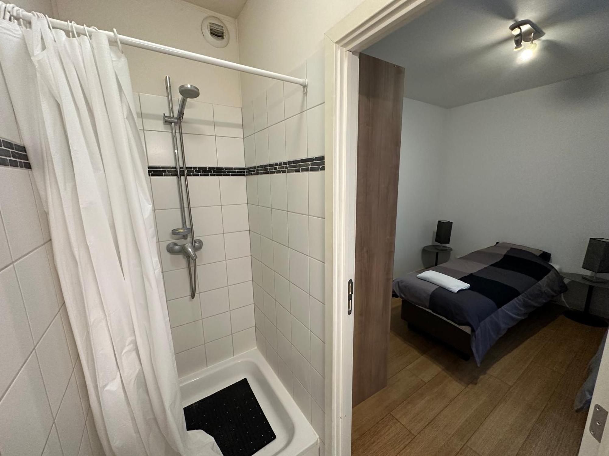 3 Bedroom Apartment In City Center With Balcony View Bryssel Exteriör bild